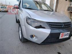 ميتسوبيشي اوتلاندر